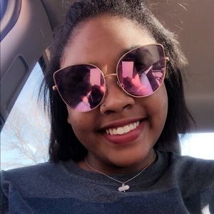 Meet your Posher, Kimberlee